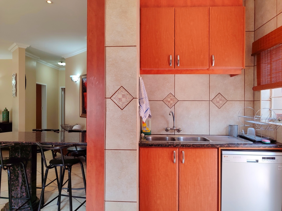 3 Bedroom Property for Sale in Wilkoppies North West